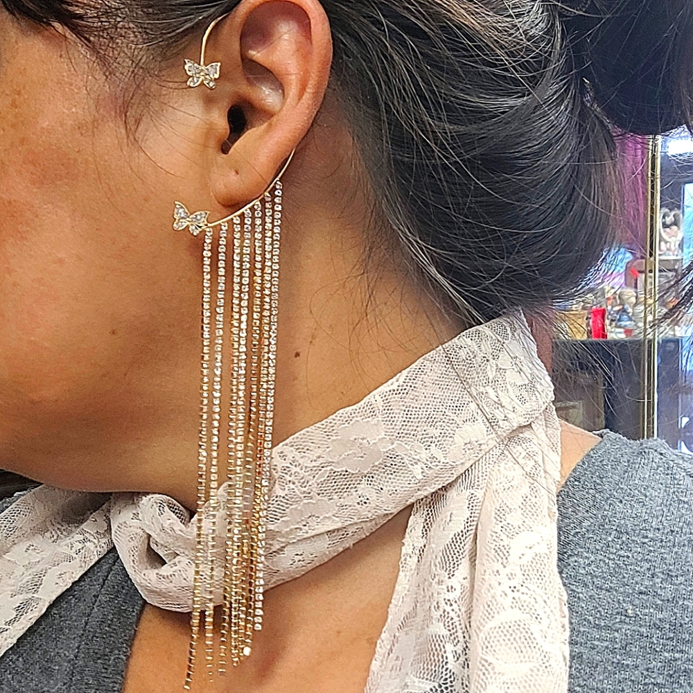 Ear cuff